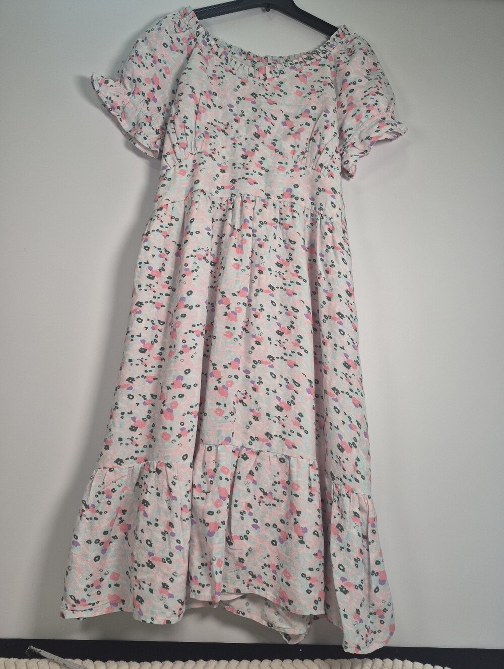 Ivy City Co. Pastel Floral Midi Dress Size 2X Square Neck Puff Sleeve Tie Back